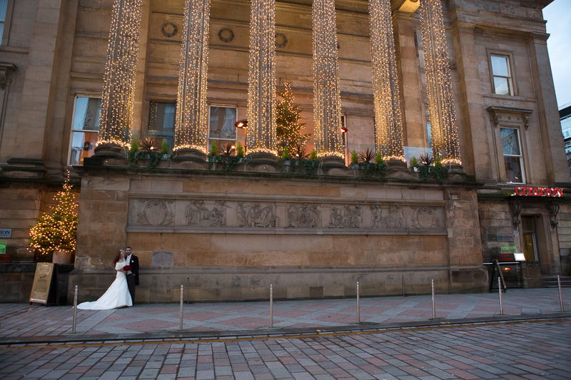 Wedding-photographers-Glasgow,-City-Halls-022.jpg
