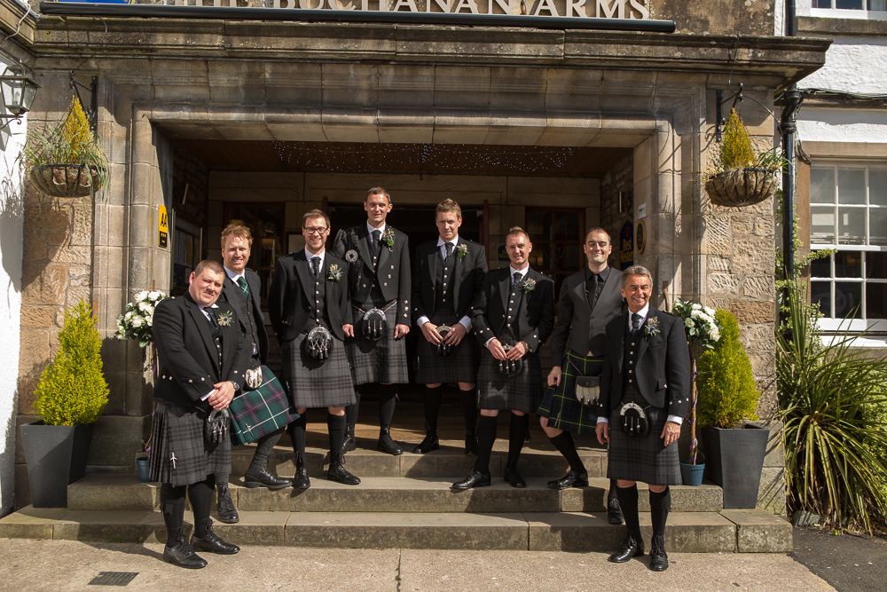 wedding-photography-Buchanan-Arms-hotel.jpg-19.jpg