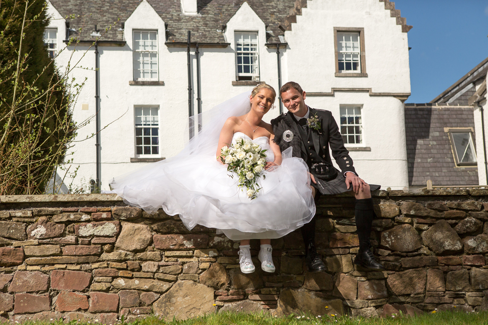 wedding-photography-Buchanan-Arms-hotel.jpg-21.jpg