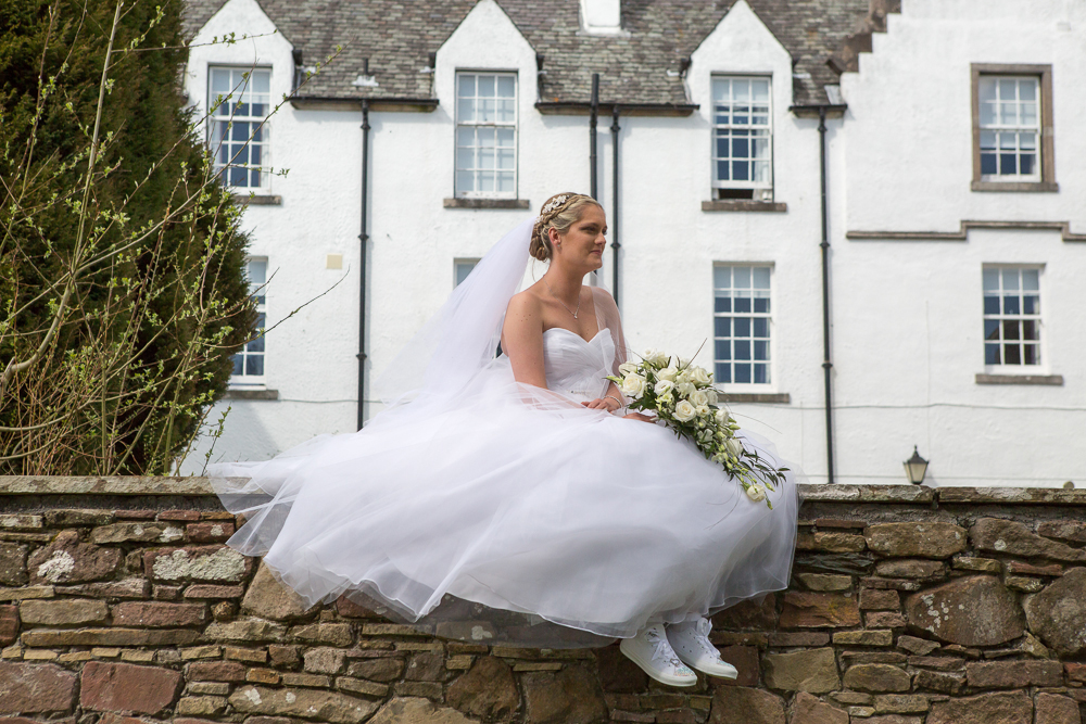 wedding-photography-Buchanan-Arms-hotel.jpg-22.jpg
