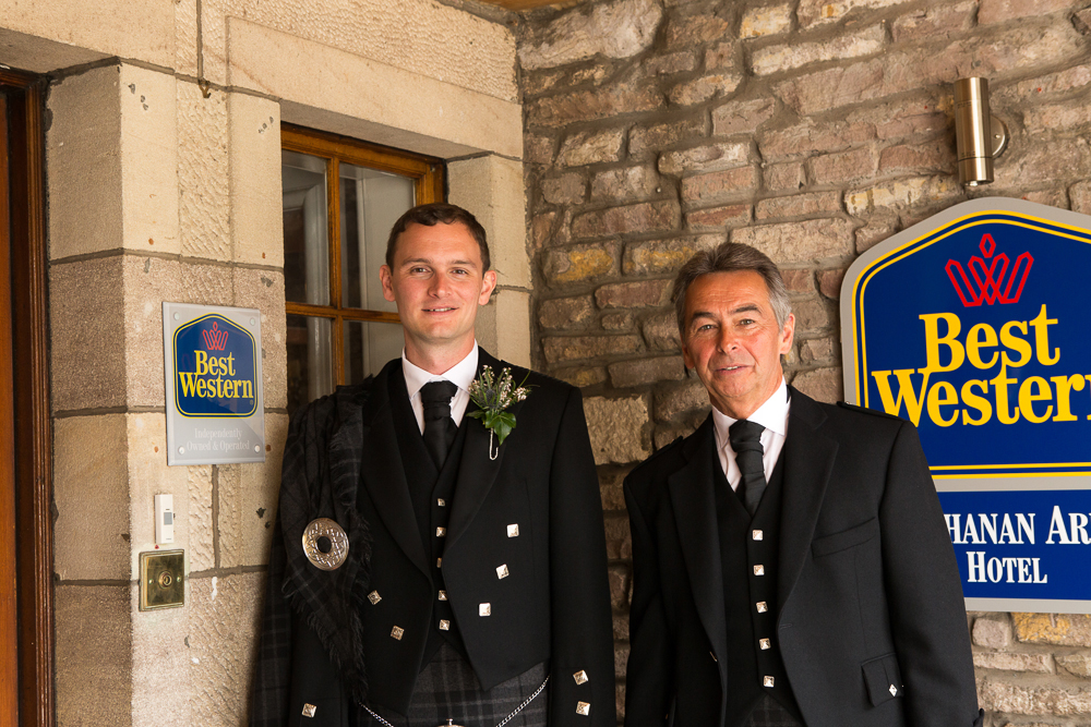 wedding-photography-Buchanan-Arms-hotel.jpg-9.jpg