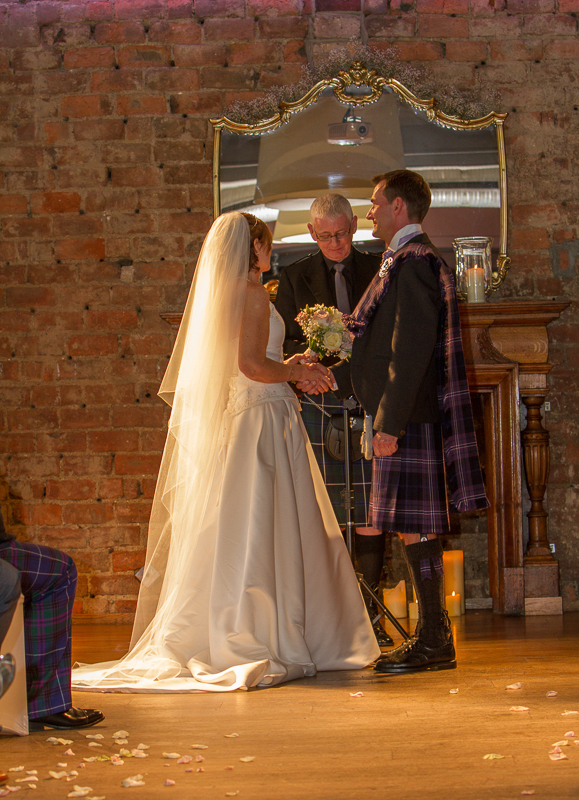 Wedding-photographers-Glasgow-014.jpg