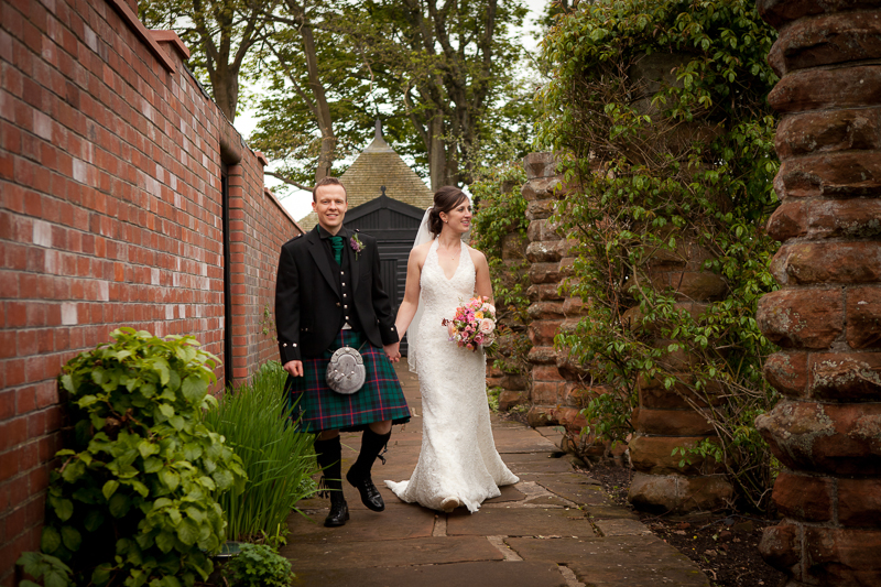 wedding photography Piersland house Hotel-026.jpg