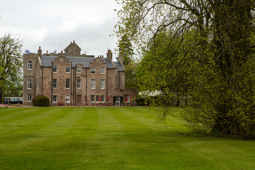 wedding-photography-Shieldhill-Castle-002.jpg