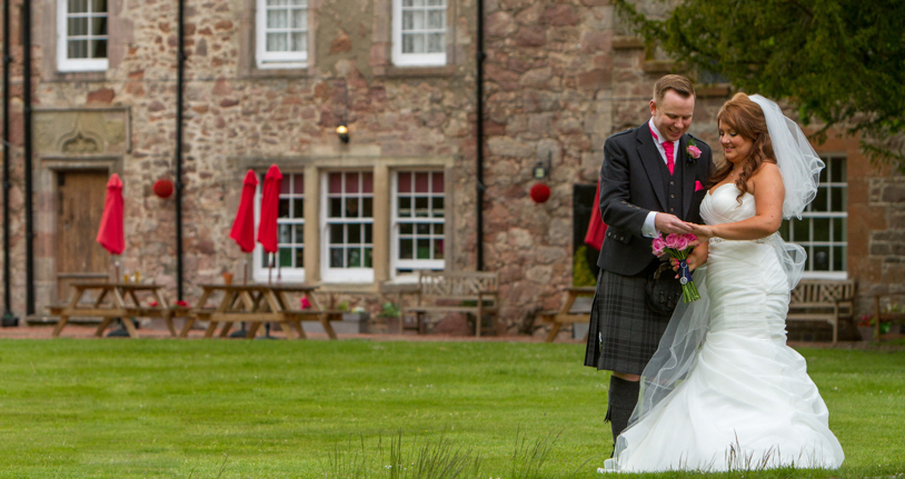wedding-photography-Shieldhill-Castle-064.jpg