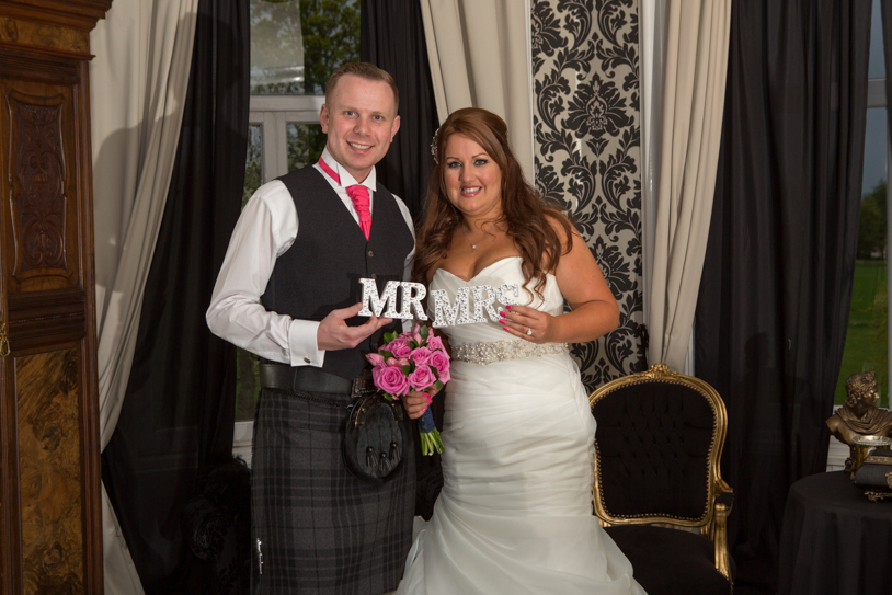 wedding-photography-Shieldhill-Castle-094.jpg