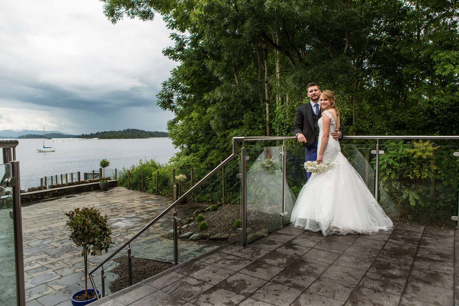 Wedding-photography-Lodge-on-The-Loch-010